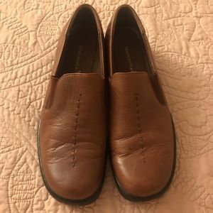 Naturalizer loafers in awesome condition